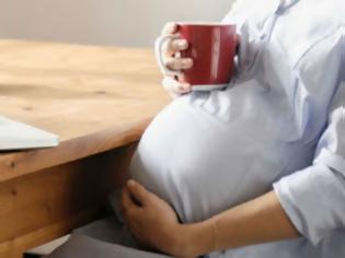 Φωτογραφία για Πόσο καφέ μπορώ να πίνω κατά τη διάρκεια της εγκυμοσύνης;