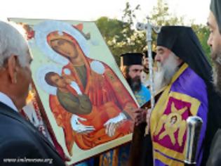 Φωτογραφία για 7629 - Αντίγραφο της θαυματουργής εικόνας της Παναγίας Γαλακτοτροφούσας από την Ιερά Μονή Χιλανδαρίου Αγίου Όρους στην Κύπρο