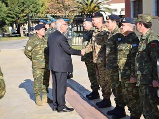 Φωτογραφία για Επίσκεψη ANYΕΘΑ Δημήτρη Βίτσα σε μονάδες και σχηματισμούς της Θεσσαλονίκης