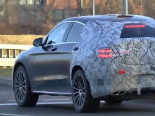 Φωτογραφία για Scoop: Νέα Mercedes-Benz GLC 450 Coupé AMG [video]