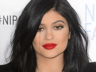 Φωτογραφία για Η φωτογραφία της Kylie Jenner που τάραξε το διαδίκτυο... [photo]