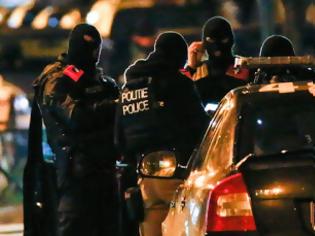 Φωτογραφία για Συνελήφθη 22χρονος για συμμετοχή στο τρομοκρατικό χτύπημα στο Παρίσι...
