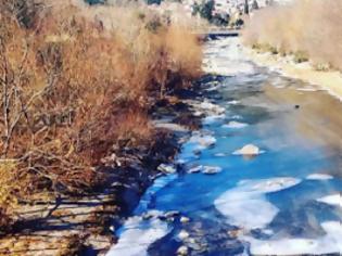 Φωτογραφία για Πάγωσε ο Κόσυνθος την Πρωτοχρονιά - Εντυπωσιακό θέαμα στον ποταμό της Ξάνθης