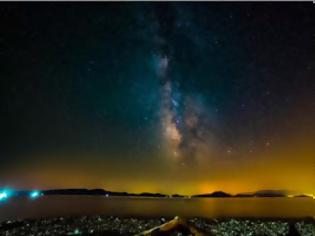 Φωτογραφία για Εντυπωσιακό βίντεο με τον ελληνικό ουρανό 365 μέρες το χρόνο