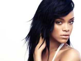 Φωτογραφία για Δείτε τη Rihanna χωρίς ίχνος μακιγιάζ... [photos]