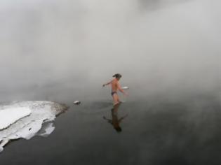 Φωτογραφία για Οι χειμερινοί κολυμβητές της Σιβηρίας