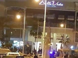 Φωτογραφία για Συναγερμός στην Αίγυπτο: Ενοπλοι άνοιξαν πυρ σε ξενοδοχείο σε τουριστικό θέρετρο