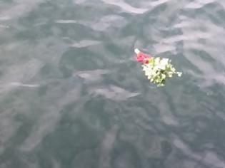 Φωτογραφία για Σμύρνη: Μια περίεργη πομπή με εξαπτέρυγα, εικονίσματα, βάδισε προς τη θάλασσα…
