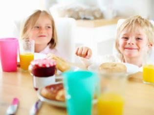 Φωτογραφία για Καλύτεροι μαθητές τα παιδιά που τρώνε πρωινό