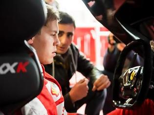 Φωτογραφία για Στο γκαράζ του Vettel