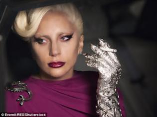 Φωτογραφία για Ποιος πασίγνωστος ηθοποιός κορόιδεψε τη Lady Gaga για τη Χρυσή Σφαίρα που κέρδισε; [photos]