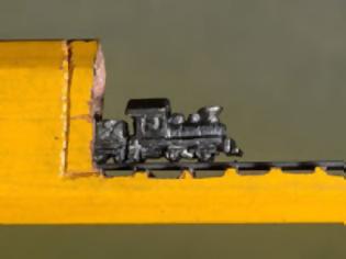 Φωτογραφία για Μολύβι μετατρέπεται σε περίτεχνη σήραγγα τρένου