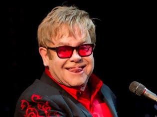 Φωτογραφία για Δείτε τη μαμά του Elton John... [photo]