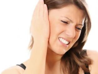 Φωτογραφία για Πόνος στο αυτί: Πώς θα καταλάβετε αν είναι κρυολόγημα ή λοίμωξη