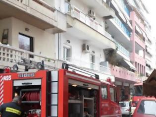 Φωτογραφία για ΣΟΚ: Πυρκαγιά σε αποθήκη στην οδό Δεληγιώργη στα Τρίκαλα [photos]