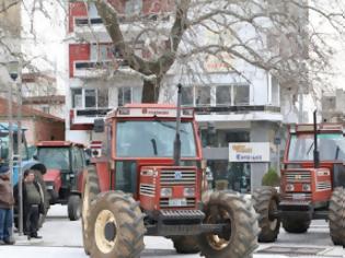 Φωτογραφία για Βγήκαν στους δρόμους τα τρακτέρ στην Κομοτηνή - Σύσκεψη αγροτών στην Ξάνθη [photo]