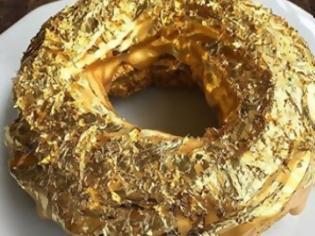 Φωτογραφία για Αυτό είναι το χρυσό ντόνατ των $100 που ξεπουλάει στη Νέα Υόρκη