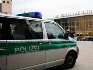 Φωτογραφία για Σεξουαλικές επιθέσεις σε 12 από τα 16 κρατίδια της Γερμανίας έγιναν την Πρωτοχρονιά