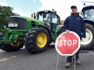 Φωτογραφία για Οι αγρότες συνεχίζουν τις κινητοποιήσεις: Σήμερα θα αποφασίσουν αν θα συναντήσουν τον Τσίπρα...