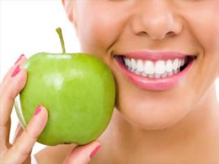 Φωτογραφία για Οι διατροφικές επιλογές που θα σας χαρίσουν γερά δόντια