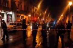 Έκρηξη σε υποκατάστημα τράπεζας και κατάστημα στον Πειραιά