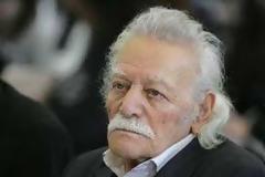 Αναγνώστης σχολιάζει την πρόταση του κ. Γλέζου