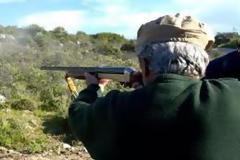 Πυροβόλησε με κυνηγετικό όπλο τον συγχωριανό του στη Μεσσηνία