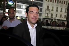 ΒΡΕ, ΚΑΛΩΣ ΤΟΥΣ... ΔΥΟ ΠΡΩΗΝ ΠΙΣΤΟΙ ΤΟΥ ΑΚΗ ΣΤΟ ΕΠΙΤΕΛΕΙΟ ΤΟΥ ΤΣΙΠΡΑ!