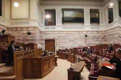 Ελάσσονες πολιτικοί για μείζονα προβλήματα