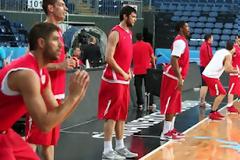 ΒΙΝΤΕΟ ΑΠΟ ΤΗΝ ΠΡΟΠΟΝΗΣΗ ΤΟΥ ΟΛΥΜΠΙΑΚΟΥ ΠΡΙΝ ΤΟΝ ΜΕΓΑΛΟ ΤΕΛΙΚΟ ΜΕ ΤΗΝ ΤΣΣΚΑ
