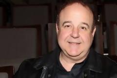 «Μου χρωστάνε ακόμα από το 50-50»