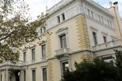 Στις 12.00 η κορύφωση του ελληνικού θρίλερ στο Προεδρικό Μέγαρο