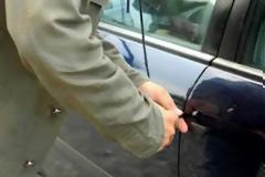 Διαρρήκτης αυτοκινήτων κατέληξε στο νοσοκομείο
