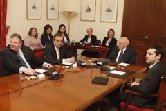 Ολοκληρώθηκε η πρώτη συνάντηση των πολιτικών αρχηγών
