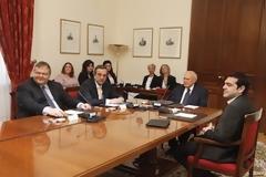 ΣΥΡΙΖΑ: Να δοθούν στη δημοσιότητα τα πρακτικά της συνάντησης