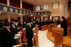 Η κάλπη έβγαλε «πονοκέφαλο» στην ιεραρχία