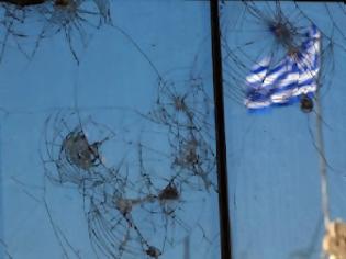 Φωτογραφία για Η Ελλάδα στη ρωγμή του χρόνου (ο θρίαμβος της ανευθυνότητας και της αμετροέπειας)