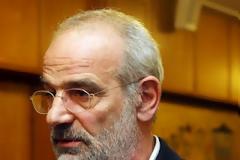 Αλαβάνος: “έξοδος από το μνημόνιο σημαίνει και έξοδο από το ευρώ”