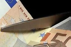Tι αλλάζει σε επιδόματα και μισθούς απο αύριο κιόλας;