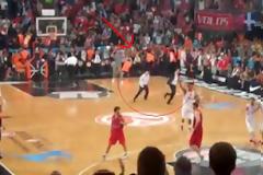 Τρεχάτε Αγγελόπουλοι...τρεχάτε!