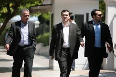 Δεν παέι ο Τσίπρας στον Παπούλια