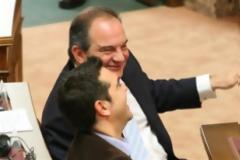 Το ΠΑΣΟΚ φοβάται επιστροφή Καραμανλή