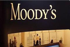 Moody's: Η Ελλάδα ένα βήμα πριν την έξοδο από την Ευρωζώνη