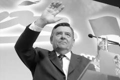 Διαλύει το ΛΑΟΣ ο Καρατζαφέρης αν δεν μπει στη Βουλή