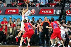 ΤΟ...COMEBACK ΤΟΥ ΟΛΥΜΠΙΑΚΟΥ ΑΠΟ ΤΗΝ ΕΥΡΩΛΙΓΚΑ! *ΒΙΝΤΕΟ*