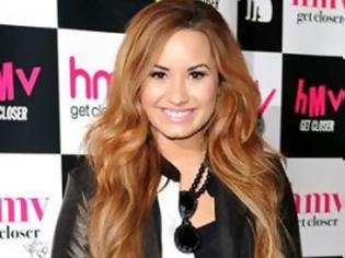 Φωτογραφία για H Demi Lovato κριτής στο X Factor