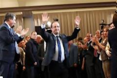 Ο Ολαντ ορκίστηκε και ξεκινά το νέο γαλλογερμανικό πόλεμο