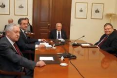 Συμβούλιο στα… αποκαΐδια μια διαρροής