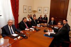 Υστατη προσπάθεια για σχηματισμό κυβέρνησης