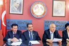 Ίδρυσαν Εθνικό Συμβούλιο στην Τουρκία Οι Αζέροι του Ιράν θέλουν ανεξαρτησία